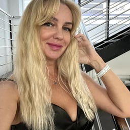 :A flat-chested beauty and a man sit on a chair and sit on the Guanyin Lotus. They have sex in various ways and then facial cumshots are broadcast live. Finally, a prop is inserted into the anus and their faces are exposed in high definition. A flat-chested beauty and a man sit on a chair and sit on the Guanyin Lotus. They have sex in various ways and then facial cumshots are broadcast live. Finally, a prop is inserted into the anus and their faces are exposed in high definition.