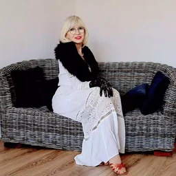 A delusional housewife, a perverted masturbator, and a high-looking actress.