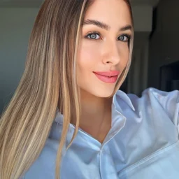 Her pussy is so beautiful, but it’s a pity that it’s a little hairy. If Bai Hu had a super beautiful pussy,