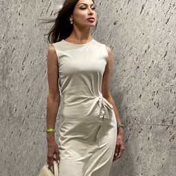 HOMA152 A perverted plain office lady with a sexual desire who trains her middle-aged boss to become a pet