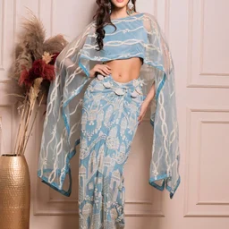 Live broadcast_A society girl with flower arm tattoos has passionate sex with her boyfriend and cums_...