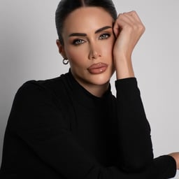 The sweet girl with dimples! Seduction with your besties! Sexy white skirt pajamas