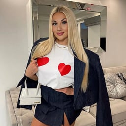 Outdoor Porn - Posh Booty Busty MILF Richelle Ryan Gets Fucked By Peter Green