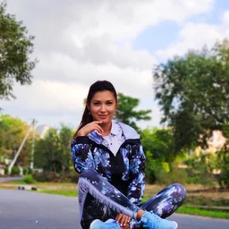 :Have a game on a colorful bed Have a game on a colorful bed