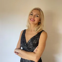 #Live_The little sisters born in 2000 are top goddesses with really good looks. They have a lot of hair on their pussy. I didn’t expect it to be so sexy. I asked the elder sister to use props to play with the pussy’s watery pussy and lick the dick togethe