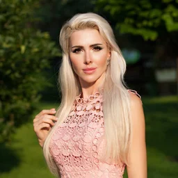 The busty daughter-in-law wears a maid outfit to serve her father-in-law and obeys her father-in-law, getting fucked hard and creampied!