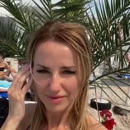 Domestic self-portrait of the best high-looking Internet celebrity oral sex goddess classic collection version 1...