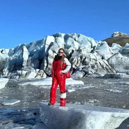 SVS085 Bukkake SEX covered in body fluids with a large amount of semen that stains the woman with obscene juice