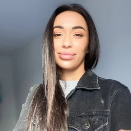 :She is kept by a rich woman with a strong sexual desire. She is squeezed dry every time before she is willing to let her go! She is kept by a rich woman with a strong sexual desire. She is squeezed dry every time before she is willing to let her go!