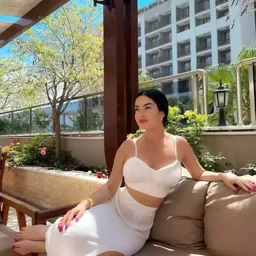 STARS092 Busty nurse who was targeted Chiharu Minagawa with white skin was relentlessly licked.