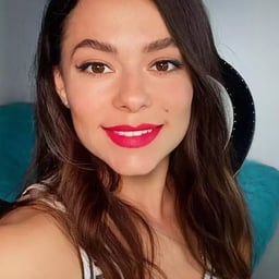 A real amateur married woman who was forced to appear in accordance with her husband who wanted to be cuckolded.