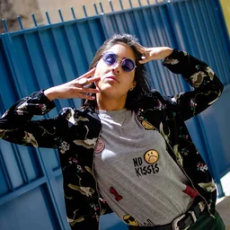 [Takakiyo Arino] 104DANDY-832C When I saw a J○ sitting in front of me on a manned train with a full erection from the front, I was surprised.