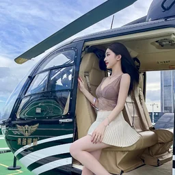 Facial cumshot and blowjob of beautiful girl