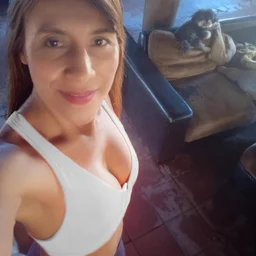 Plot introduction: Chinese Valentine's Day hookup trip, online love affair