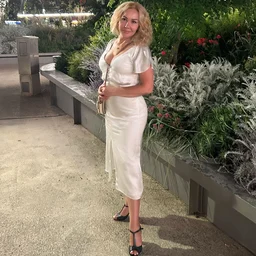 :Flying down three thousand feet Flying down three thousand feet