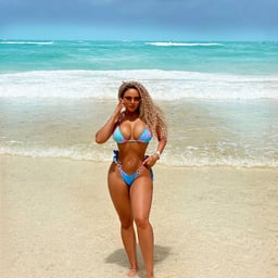 [Sweet looking girl] Masturbation show with props for a good-looking girl_Slender figure with vibrating egg and vibrating props for JJ penetration, which is very tempting.