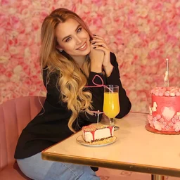 :Madou-Mr. Rabbit-Stalking up the little naughty cat on the street-Hayue Moeyin Madou-Mr. Rabbit-Stalking up the little naughty cat on the street-Hayue Moeyin