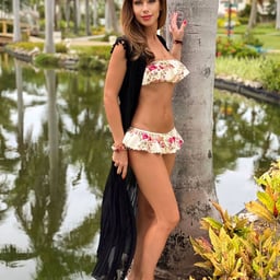 Free straight male sports student's younger brother is so handsome. Pay money to go to the hotel to have some fun.