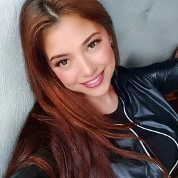 The welfare is here, I am masturbating my pink pussy at home and the moans are so sexy