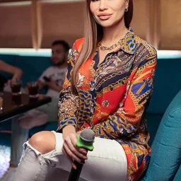 Mumada is pretty and has temperament