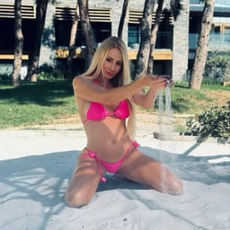 :The beautiful and fair-skinned big breasts that her senior was proud of made her clenched tightly for three days and came out several times (true story) Xiao Hua Nuan. The beautiful and fair-skinned big breasts that her senior was proud of made her clenched tightly for three days and came out several times (true story) Xiao Hua Nuan.