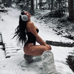 UMSO59118 Best Selection of Big Breasts Actresses with I Cup or More